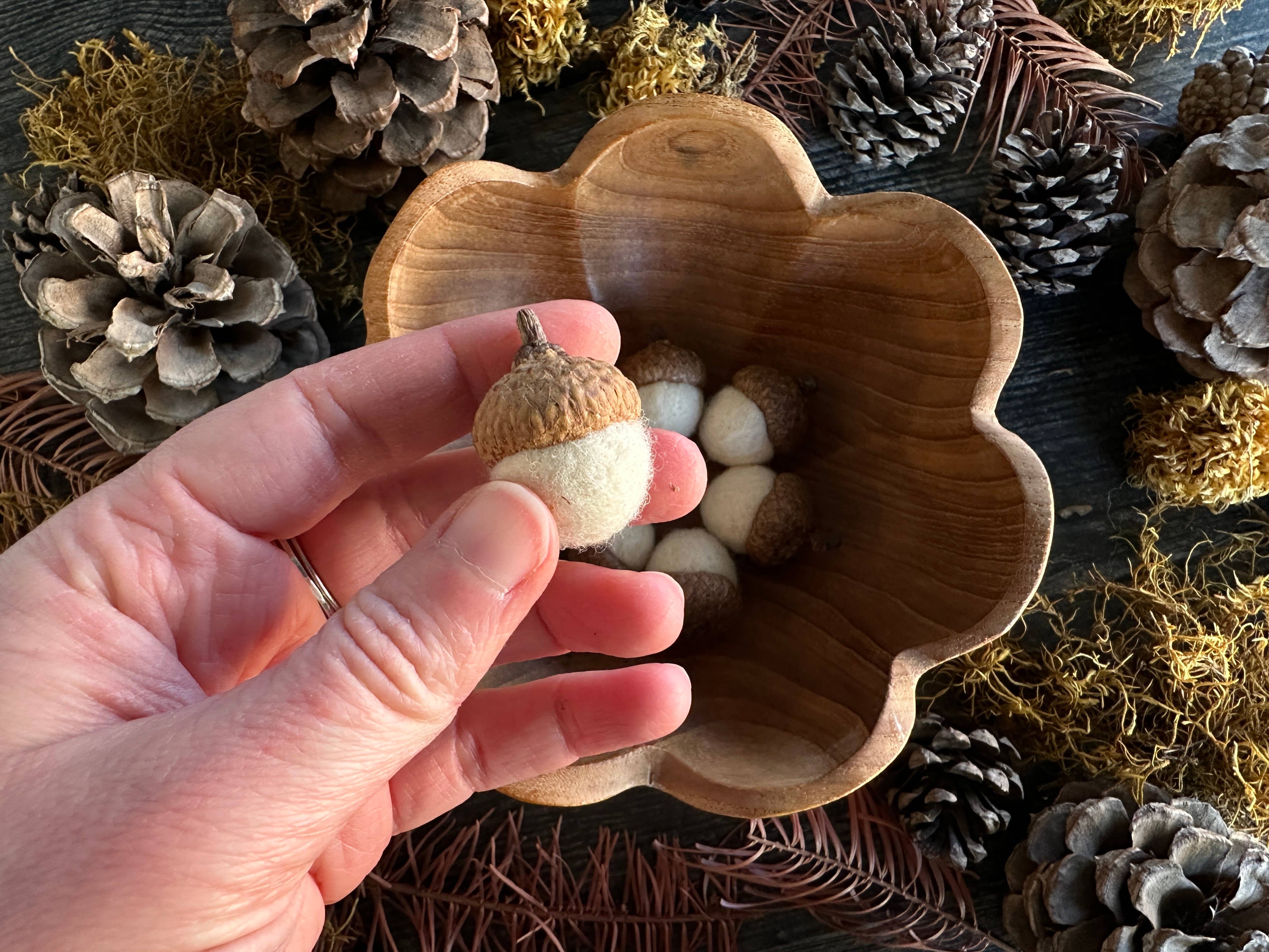 House of Moss - Venta al por mayor Artículo decorativo de mesa - Bellota de lana | Decoración mini de lana afieltrada | 11 colores2