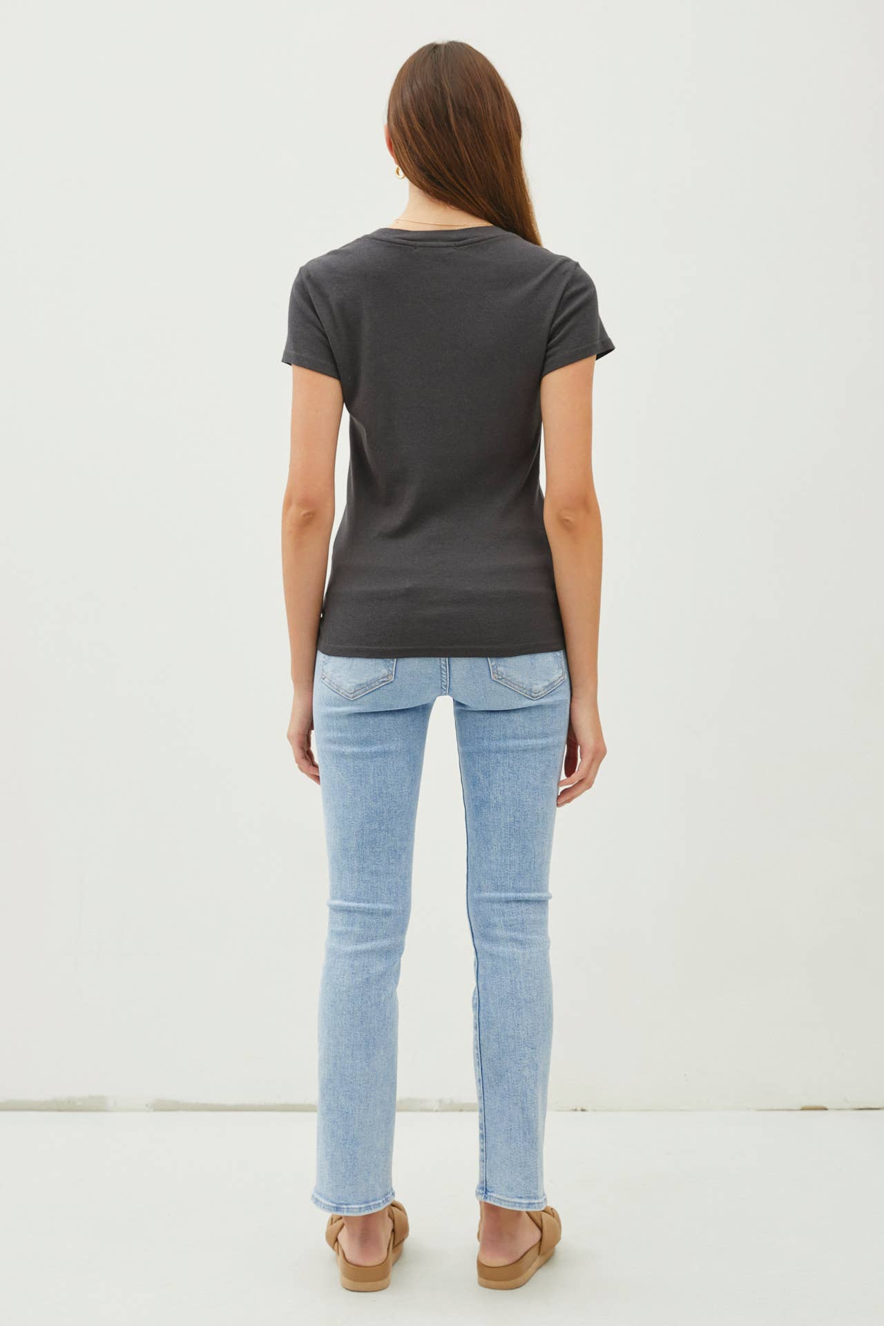 Be Cool - Wholesale T-Shirt - Women's - CLASSIC V-NECK SHORT SLEEVE SLIM T-SHIRT6