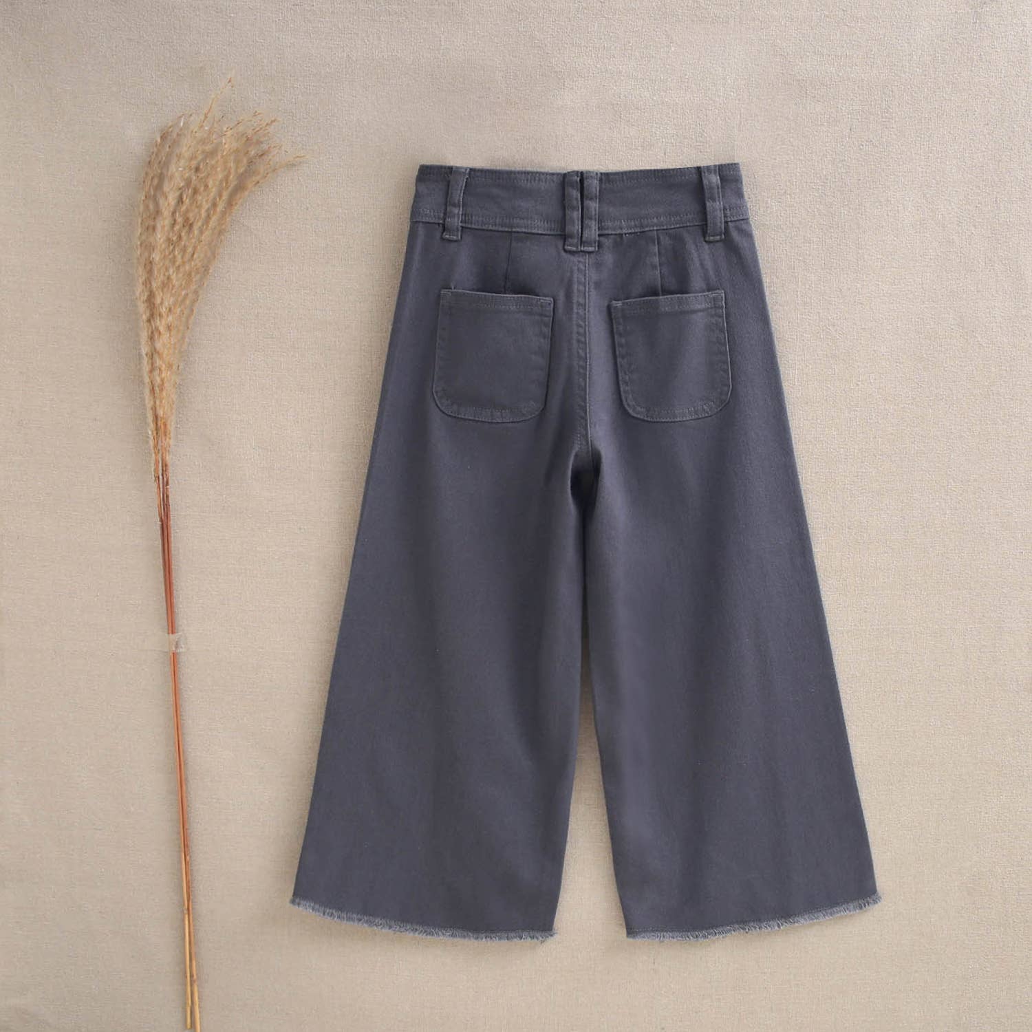 Dadati - Wholesale Pants - Kids - Girls' grey culotte-style trousers1