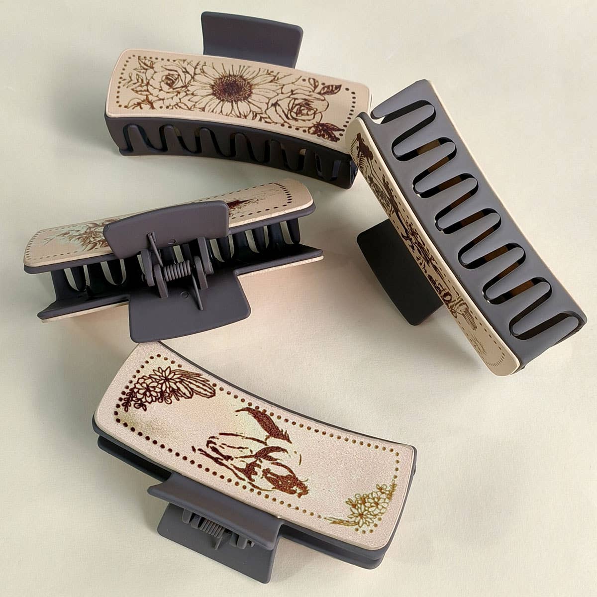 ACCITY - Wholesale Hair Clip - Women's - Cactus Print Leather Hair Claw Clip, Western Style_CWAHA06068