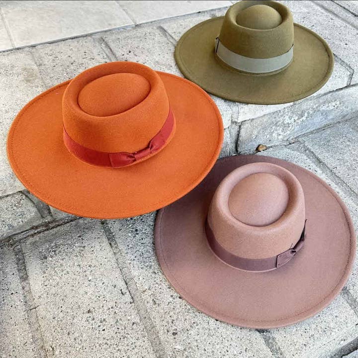 Queens INC - Wholesale Boater Hat - Women's - Wide Brim Boater Hat - Matching Grosgrain Band