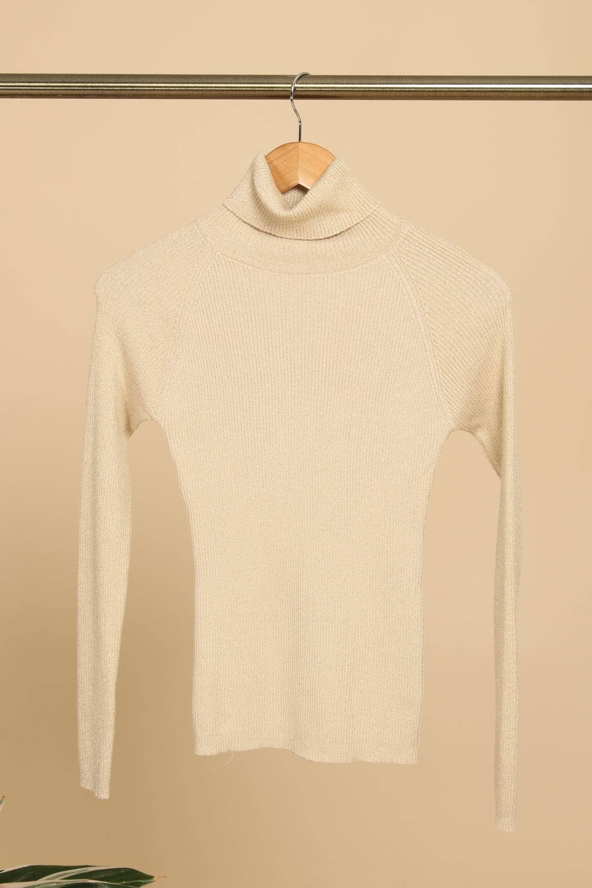 DIX-ONZE - Wholesale Knit Sweater - Women's - Fine Knit Turtleneck Sweater – Elegance & Comfort6