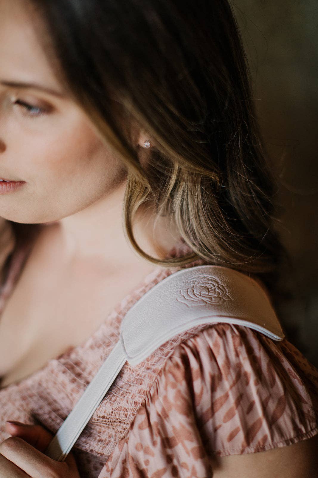 Rori & Rose - Wholesale Diaper Bag - Baby - Aurora Mom Bag with Wet Dry Bag and Hooks10