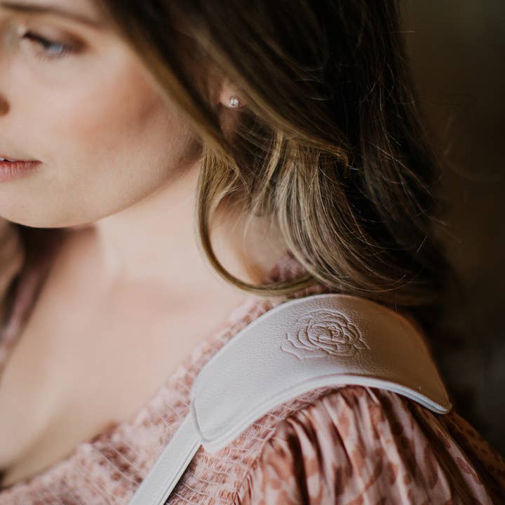 Rori & Rose - Wholesale Diaper Bag - Baby - Aurora Mom Bag with Wet Dry Bag and Hooks10