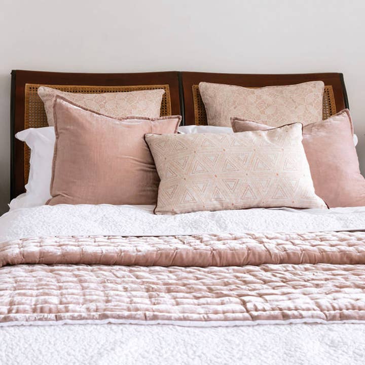 Villanelle Kussencollectie voor wholesale door Her Shed Home Linens