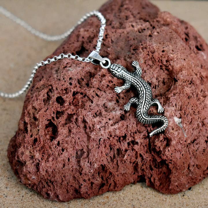 Pingente de lagarto oxidado Harley por atacado de Kali Ma Designs - Sterling Silver Jewellery
