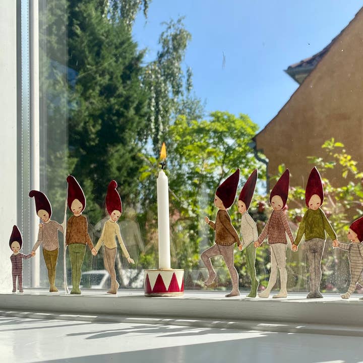 Tall Hat Tales - Wholesale Christmas Decoration - Juleklip Nissebande 24