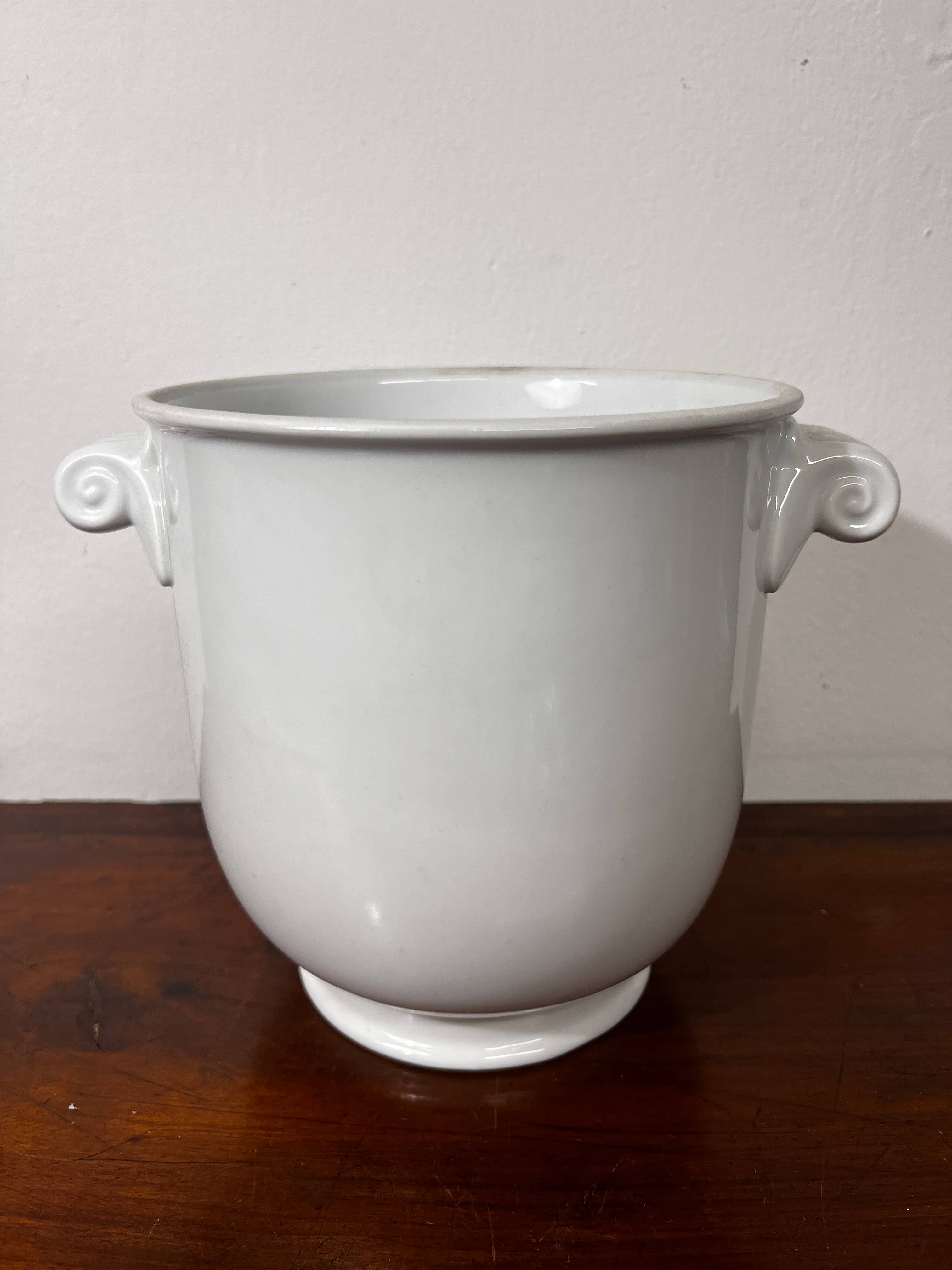 DADA Novecento - Wholesale Plantenpot - Witte keramische cachepot met handvatten0