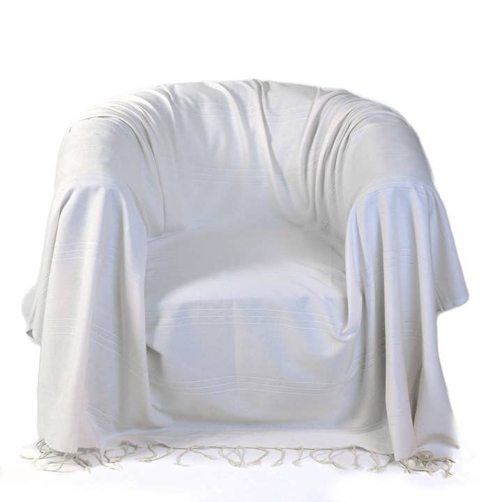 FES — White armchair throw 200 x 200 for wholesale by Fouta Futée