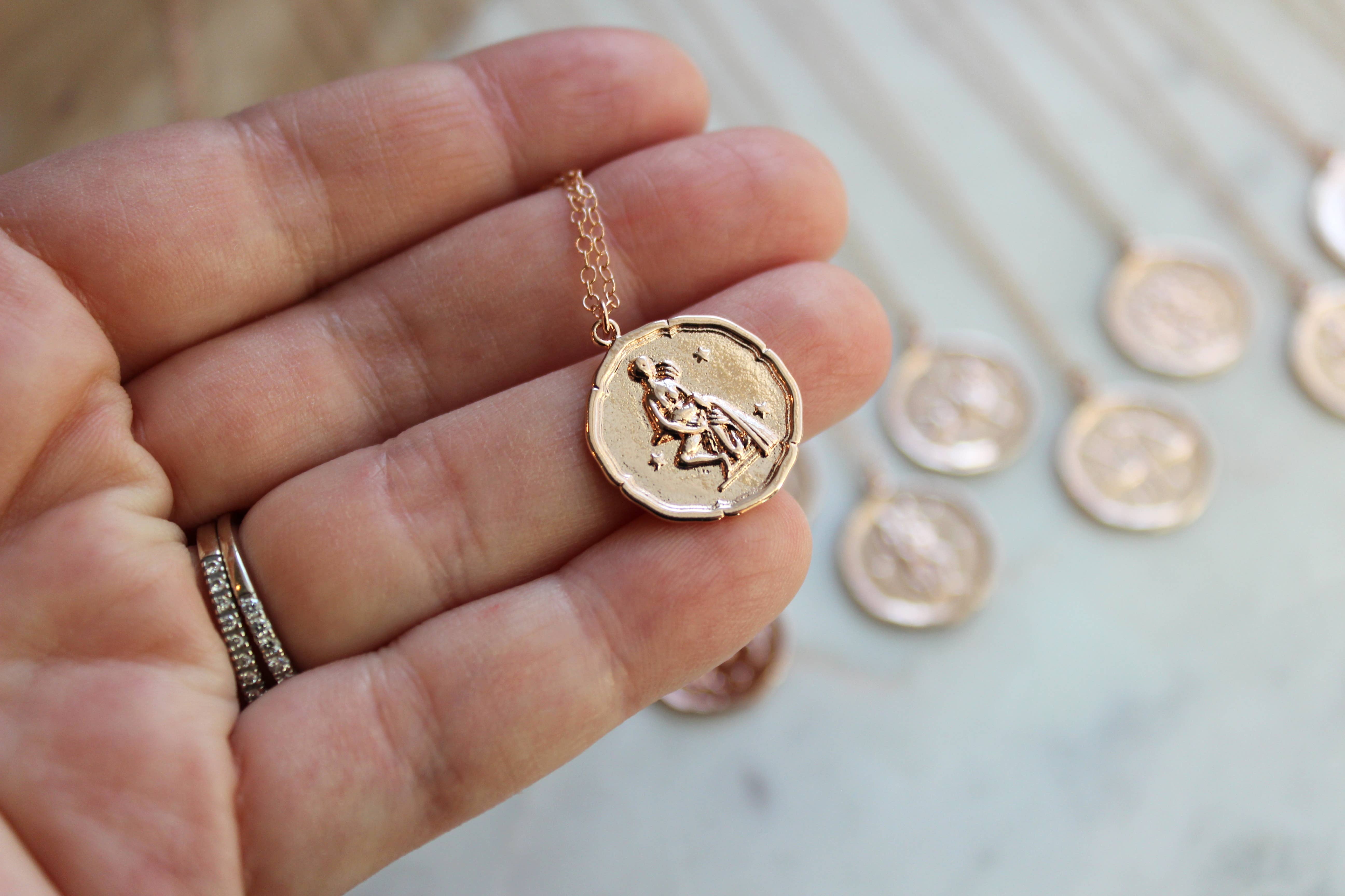 Laalee Jewelry – Engroshandel Halskæde med vedhæng – Rose guld stjernetegn halskæde mønt Disk7