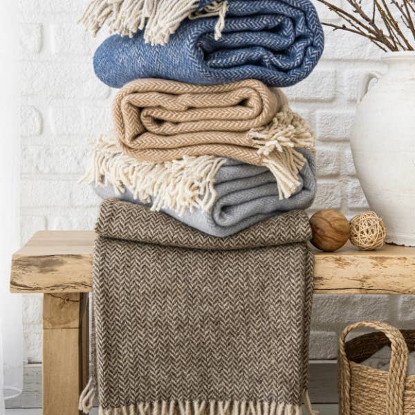 DNZ Textiel B.V. - Vendita all'ingrosso Plaid - Coperta in Lana Ladira – Azzurro Chiaro4