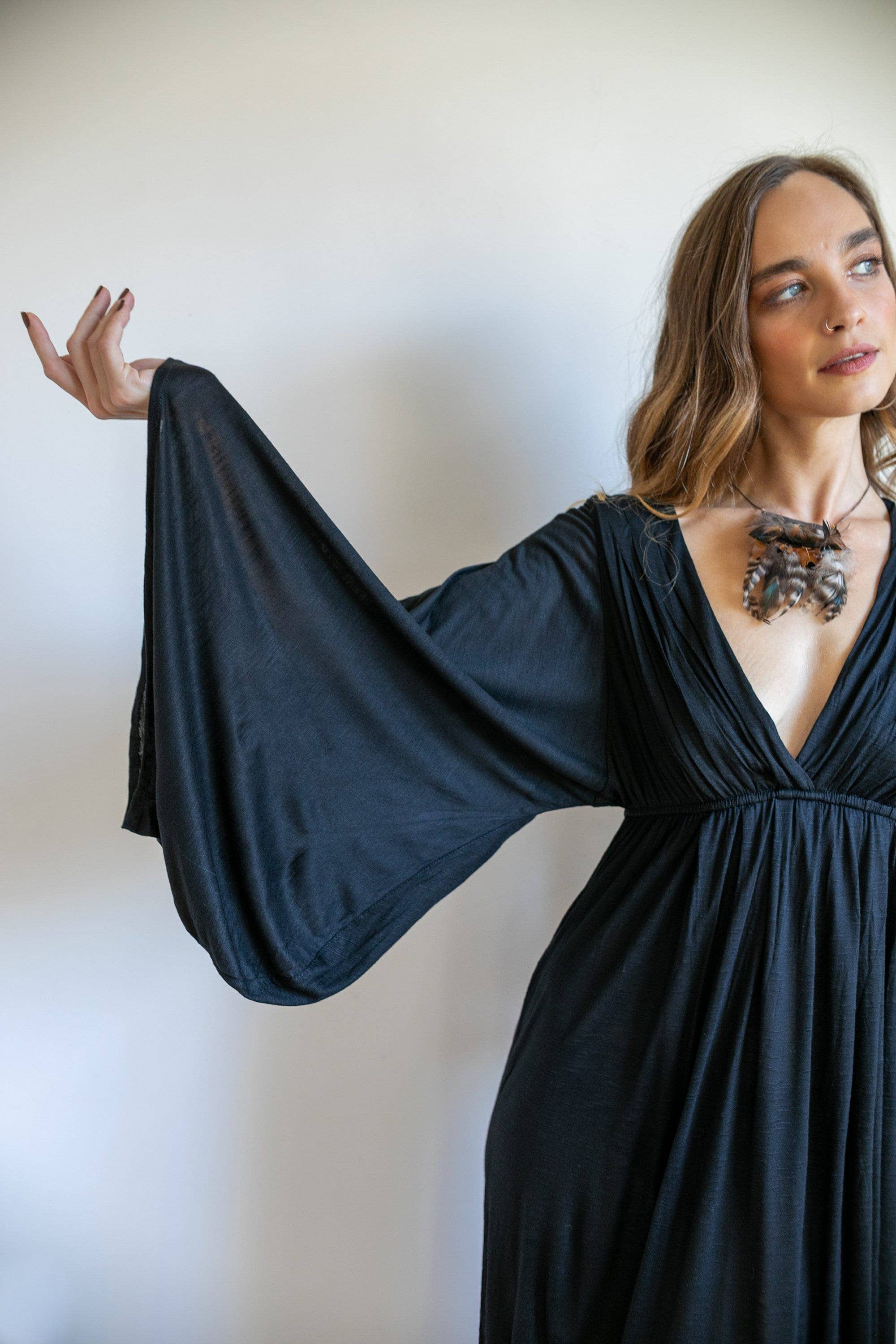 Paramita Designs - Vente Robe – femme - Robe longue déesse à manches cloche10