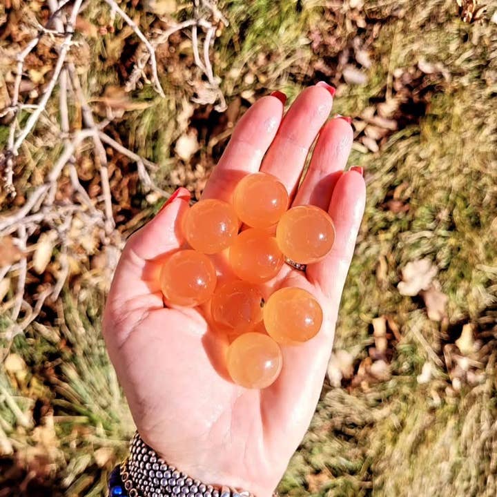 ZARDENIA - Wholesale Spiritual Stone/Crystal - Honey Calcite Spheres