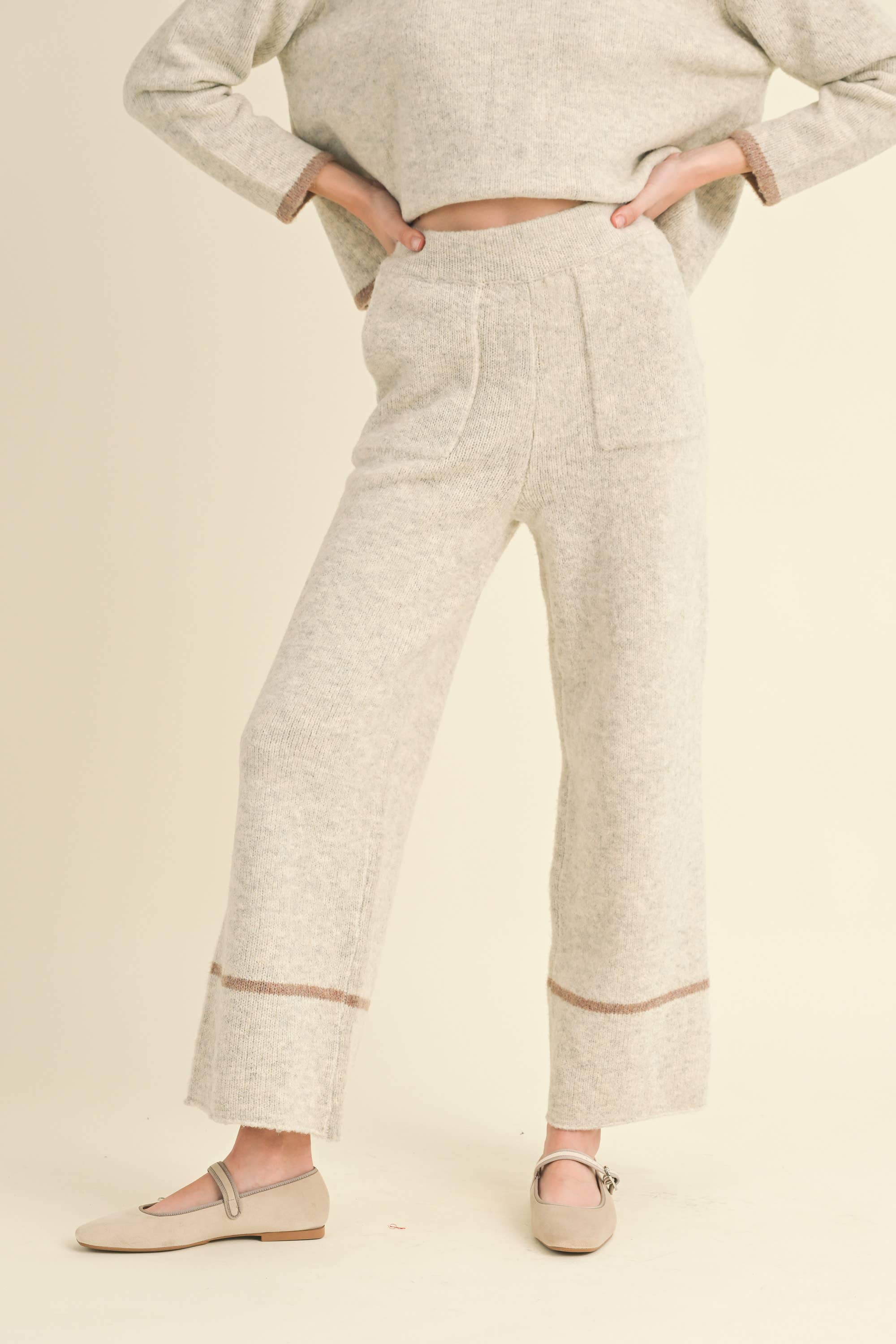 MIOU MUSE - Wholesale Pants - Women's - P3854ST   COLOR CONTRASTED DETAIL KNITTED PANTS0