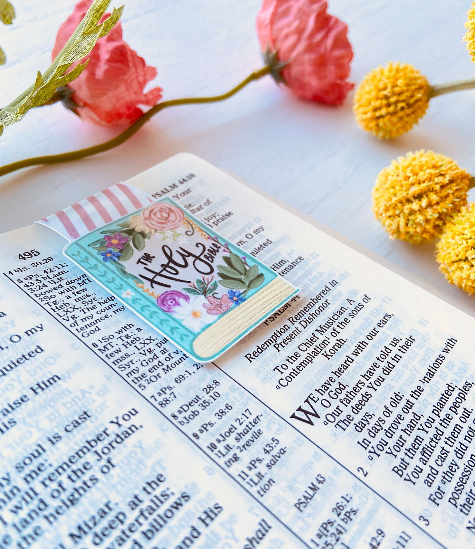 Makerie Day - Wholesale Bookmark - Holy Bible Floral Magnetic Bookmark2