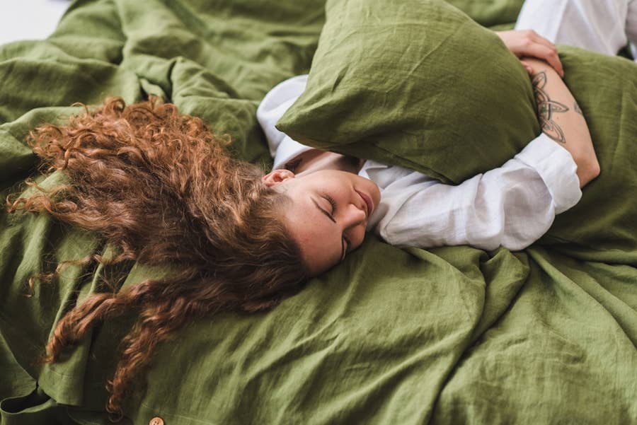 Epic Linen - Wholesale Bedding Set - Soft Linen Duvet and Pillowcase Set4