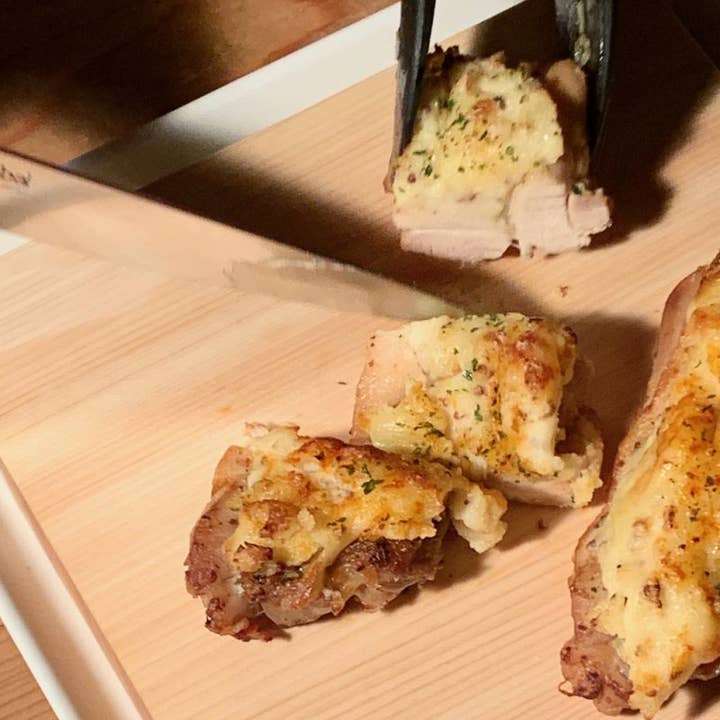 Ameico - Wholesale Cutting Board - Kihara - Sitaku Collection - Cutting Board w/ plate.1