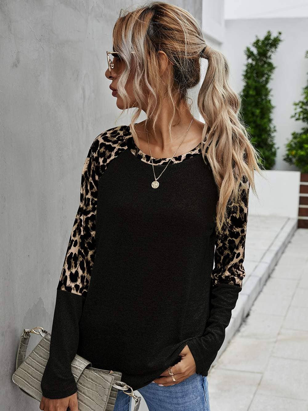 Fashion Combination - Wholesale Blouse - Women's - contrast leopard raglan sleeve tee9