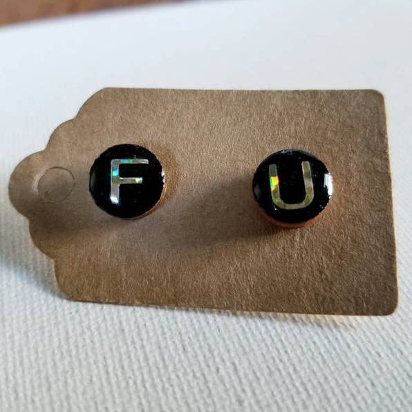 Holey Moley Accessories - Vendita all'ingrosso Orecchini a bottone - BORCHIE FOIL FU