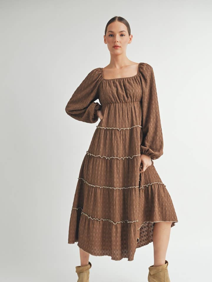 Marrone Vestito midi a balze a maniche lunghe con texture - Marrone in vendita all'ingrosso su Faire1