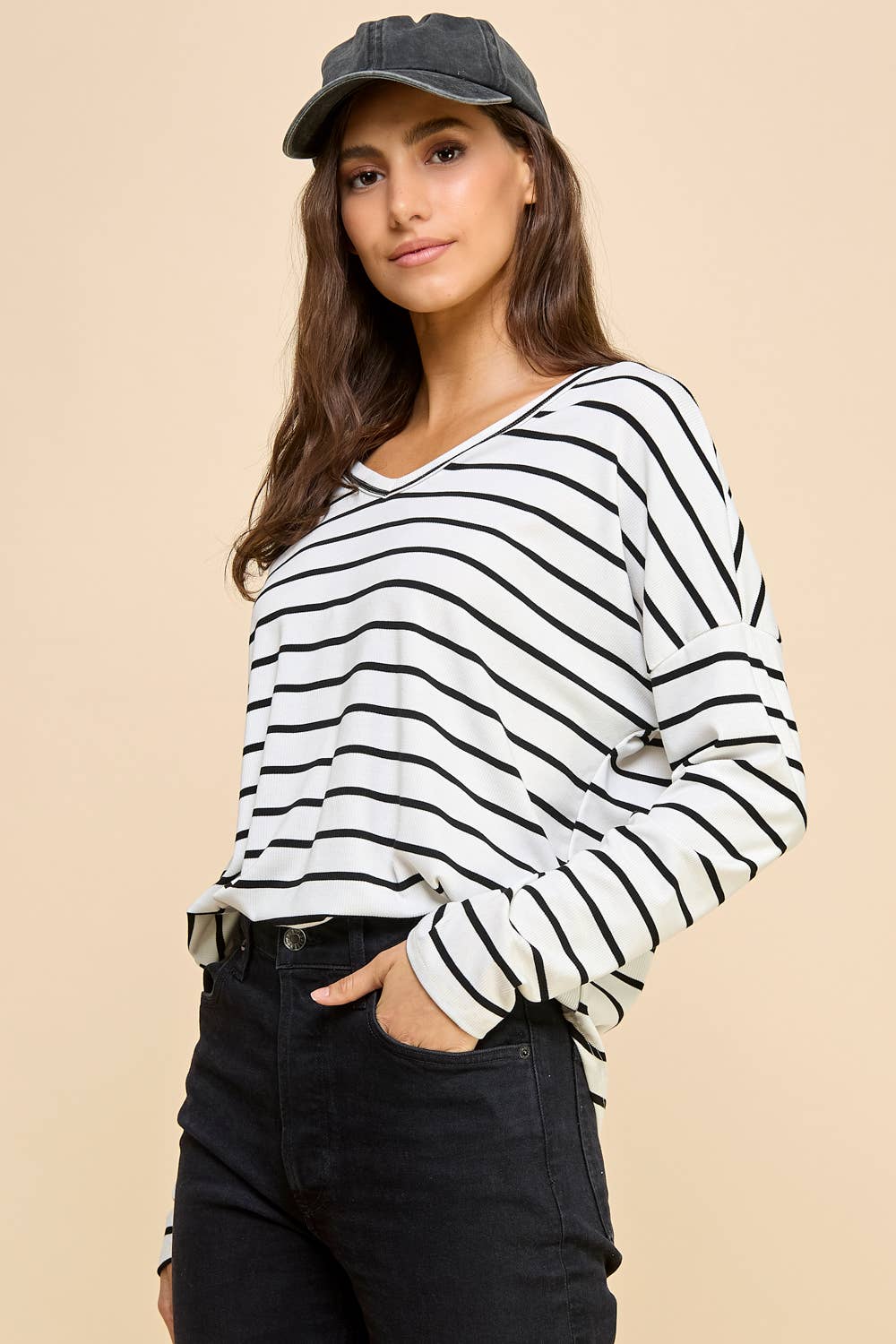 Les Amis - Wholesale Knit Top - Women's - Striped V-Neck Knit Top6