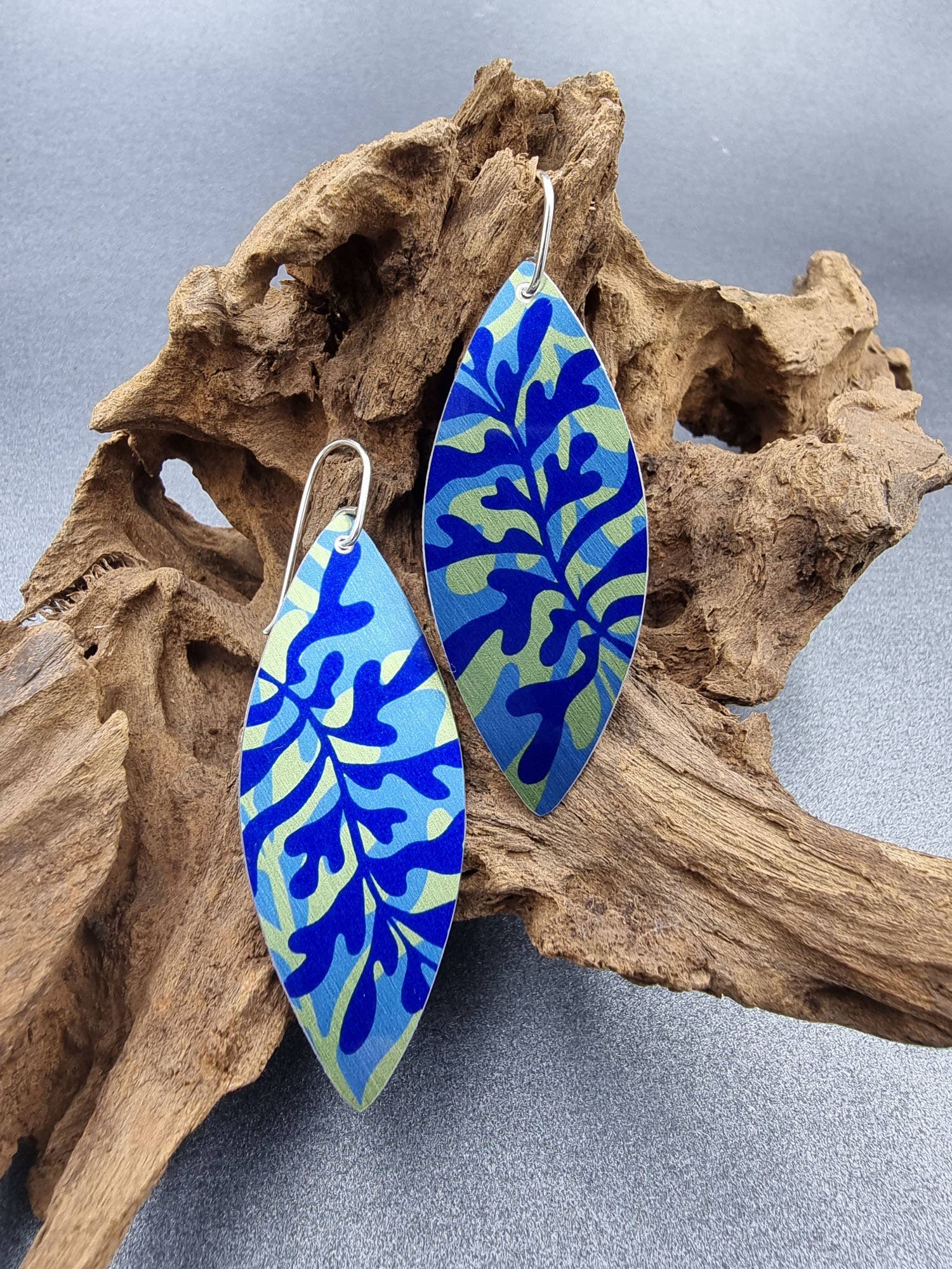 erin.k creative studio - Wholesale Dangle earrings - SEASCAPE – Seaweed long drop earrings
