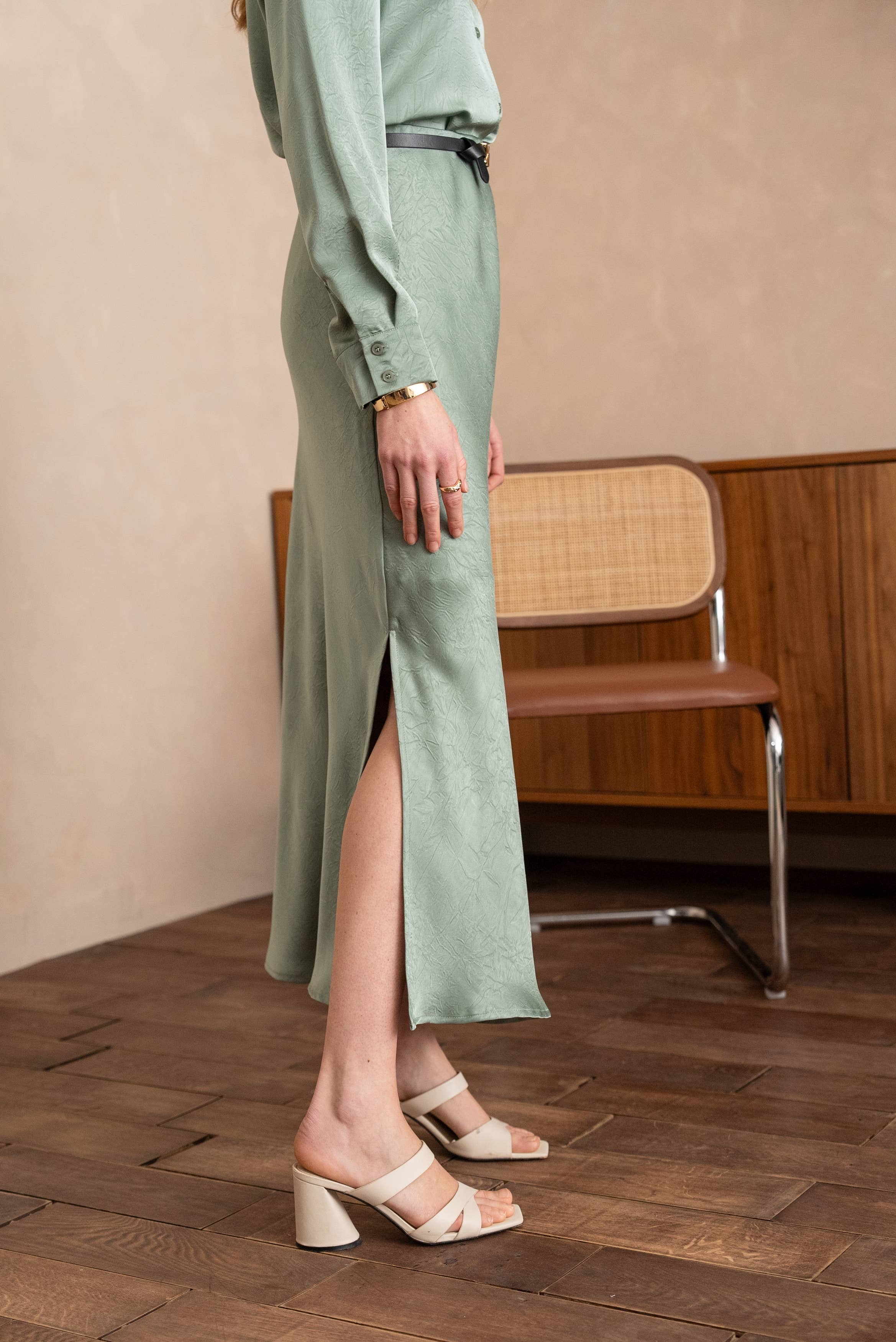 LULUMARY - Wholesale Skirt - Women's - Satin Skirt SK85624