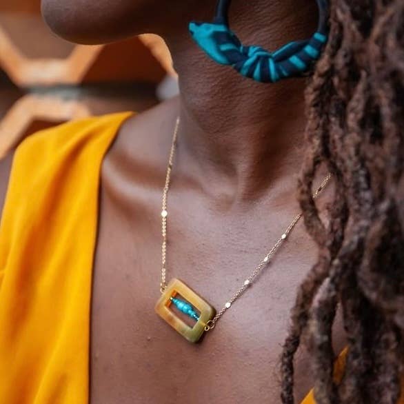 Azizi Life - Wholesale Pendant/Charm Necklace - Everly Necklace2