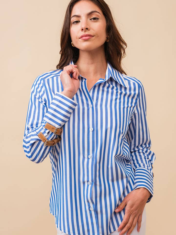 Chemise boutonnée rayée avec ceinture pour la vente par Tea & Cup