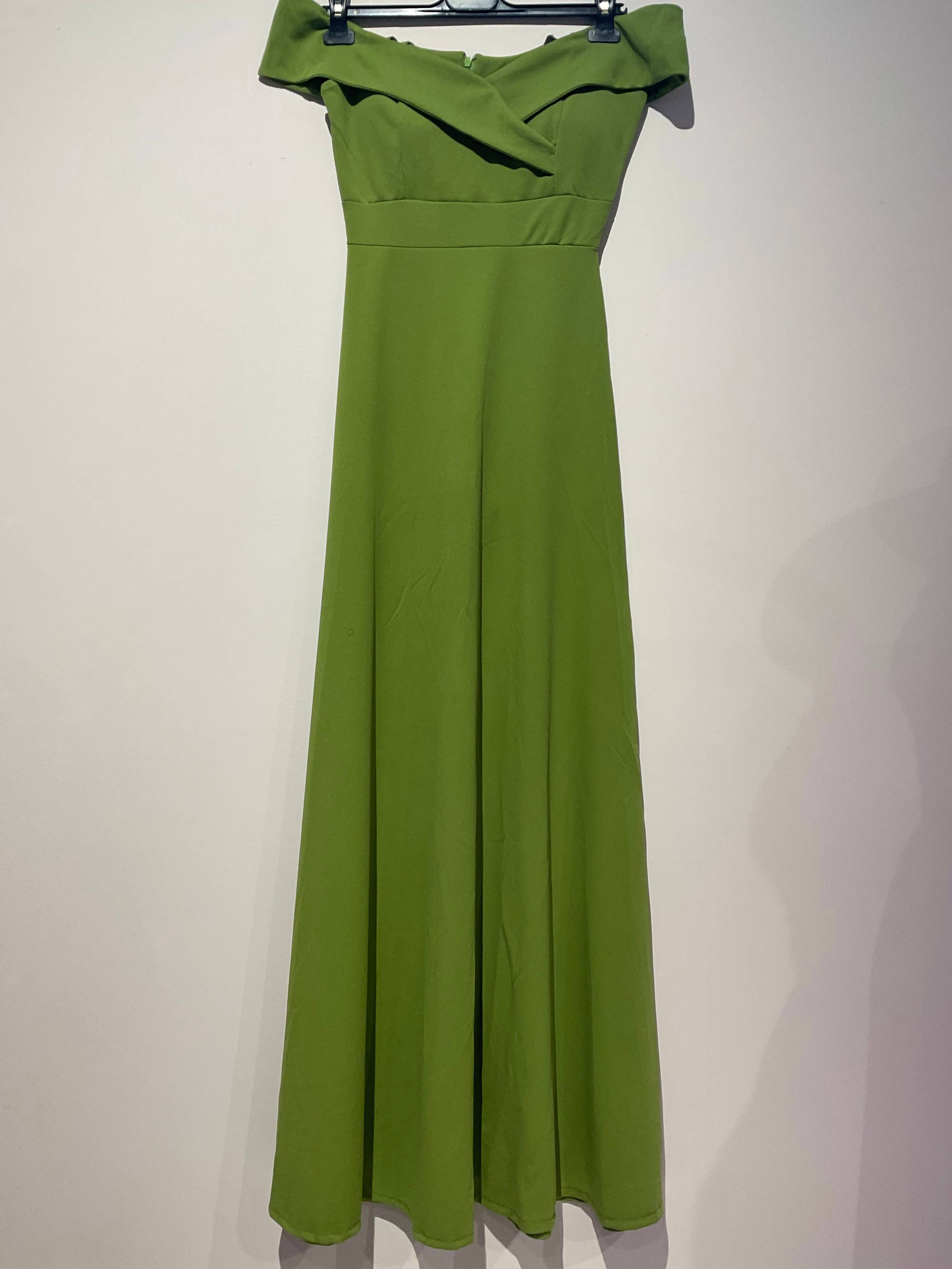 Alice'Desir - Wholesale Gown - Women's - 8892 A-line dress with boat neckline8