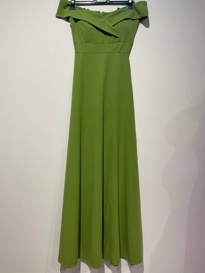 Alice'Desir - Wholesale Gown - Women's - 8892 A-line dress with boat neckline8