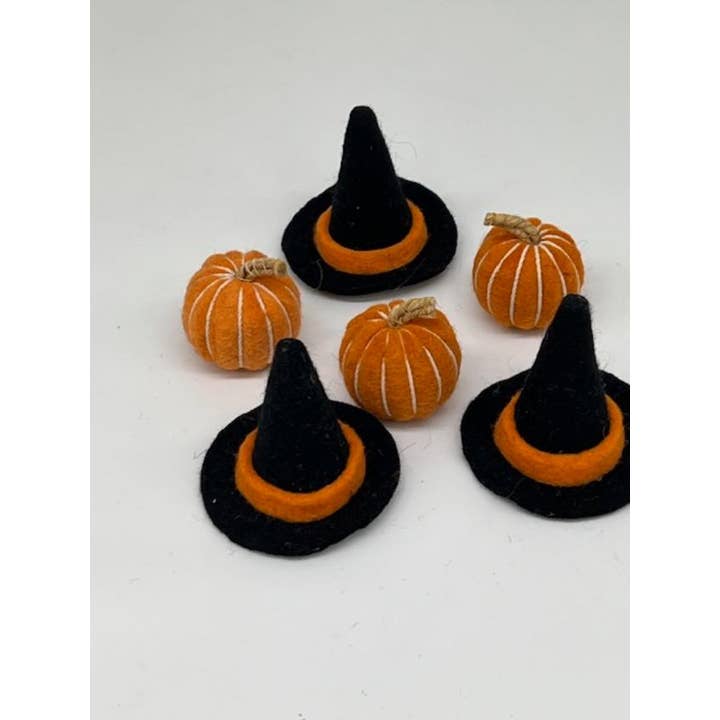 Set of 6 Felt Bowl Fillers – Pumpkins & Witch Hats for wholesale by Vatican Homes