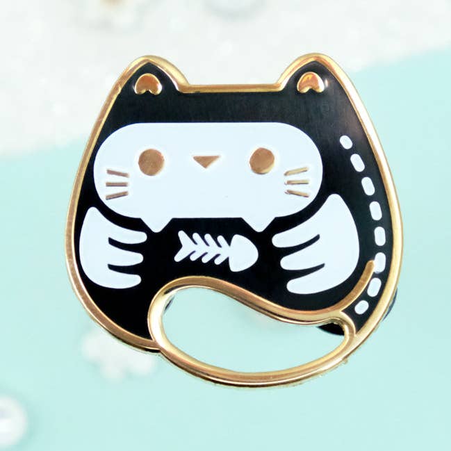 Skelettkatzen-Pins - Charm-ing Kollektion für den Großhandel von Sparkles in the Wild