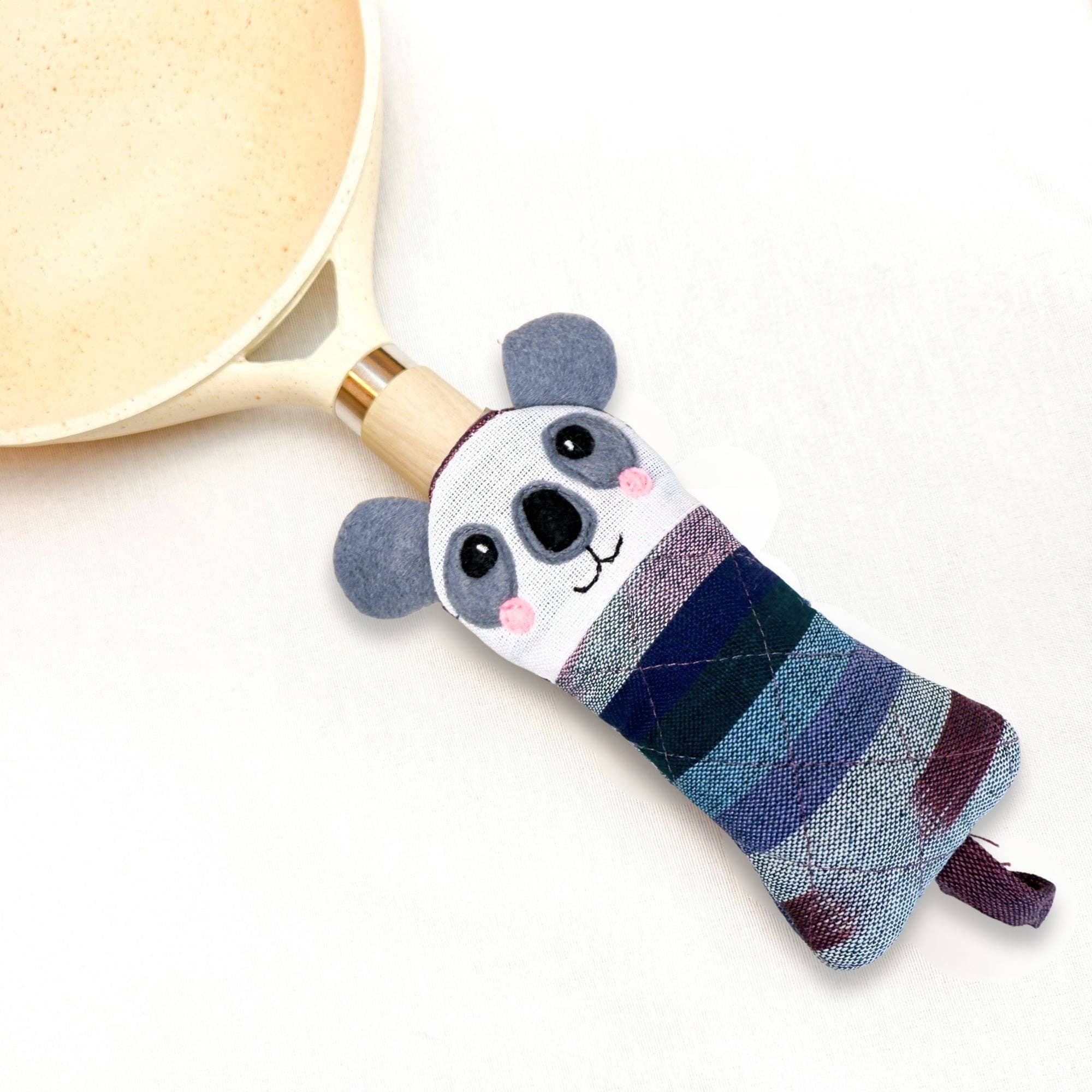 Upavim Crafts - Wholesale Oven Mitt/Pot Holder - Koala Skillet Handle Holder0