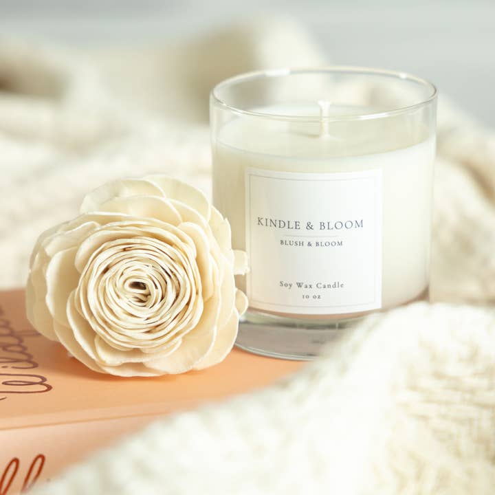 Hotell de Luxe för wholesale av Kindle and Bloom Candle Studio