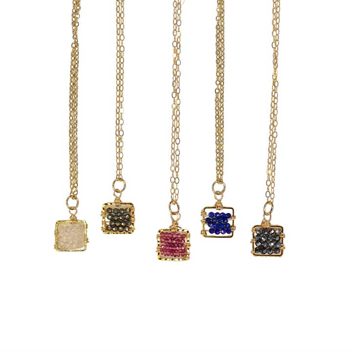 Sonya Renee Jewelry - Vendita all'ingrosso Collana con ciondolo/pendaglio - Collana Posh Micro Quadrata5