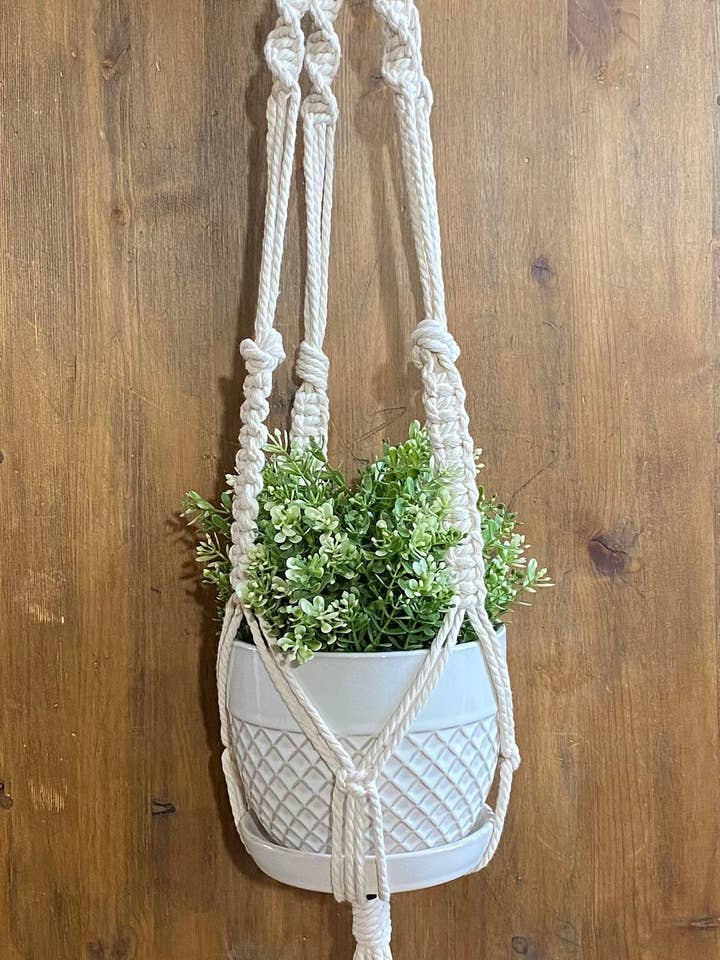 Makramee-Pflanzenhänger | Boho Plant Hanger für den Großhandel von Handcrafted By Angie