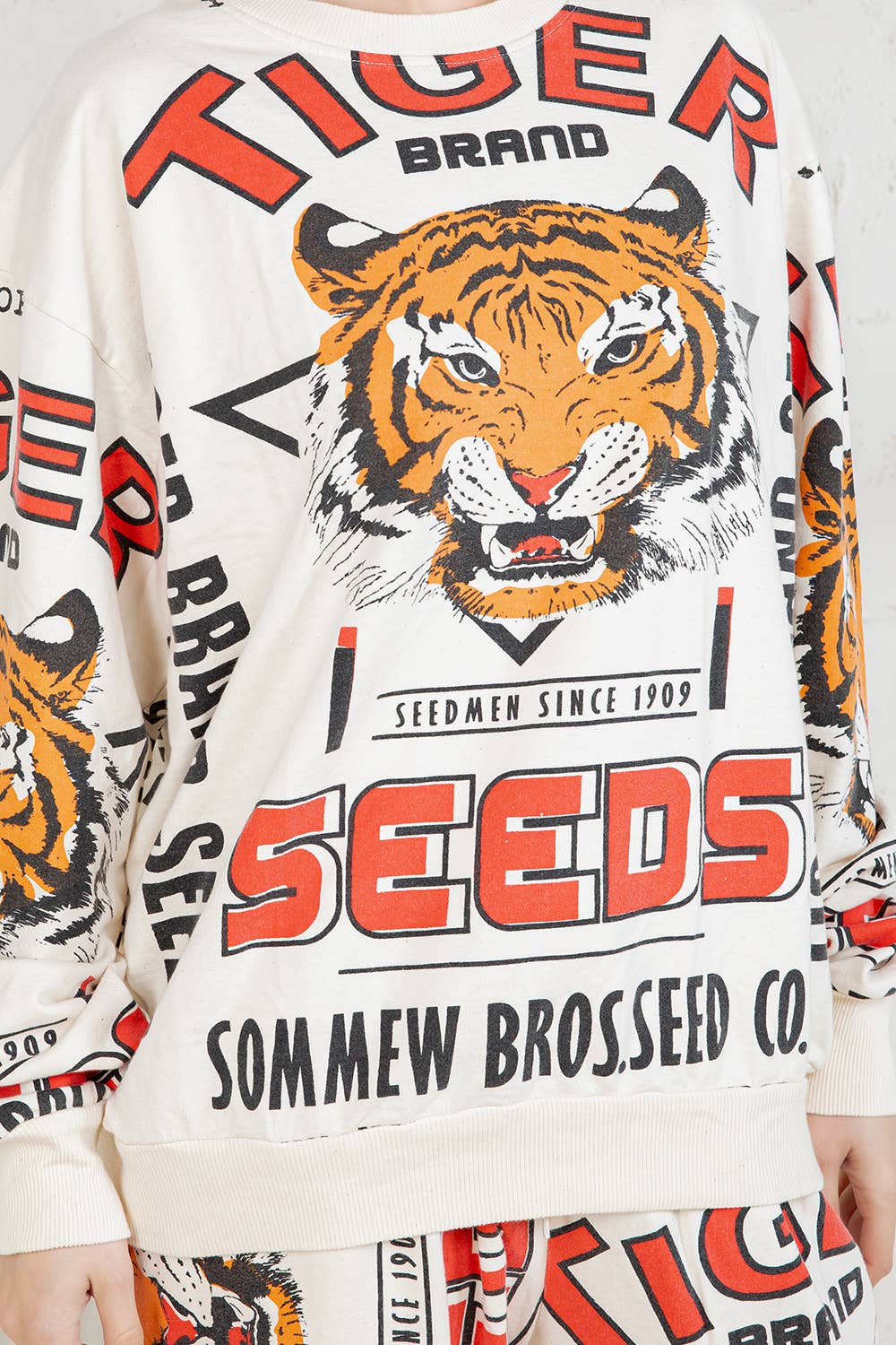 LA Soul - Wholesale Lounge Set - Women's - TIGER - COTTON SWEATSHIRT 
5