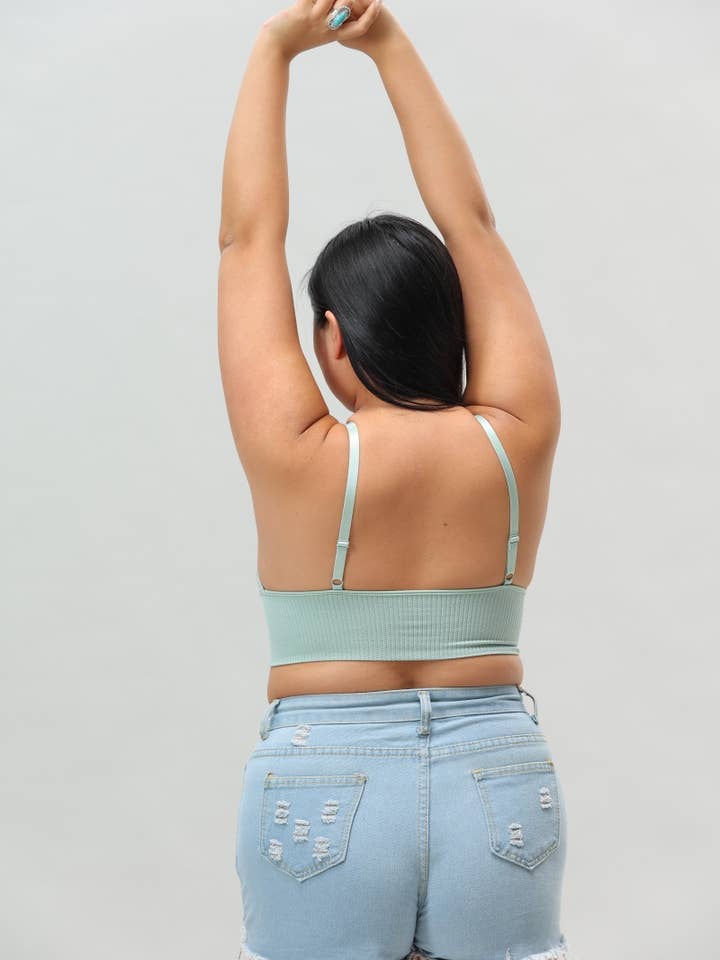 Leto Accessories – Großhandel Bralette – Damen – Luxe Loop Spitzen-Lounge-Top in Übergröße - Loungewear8