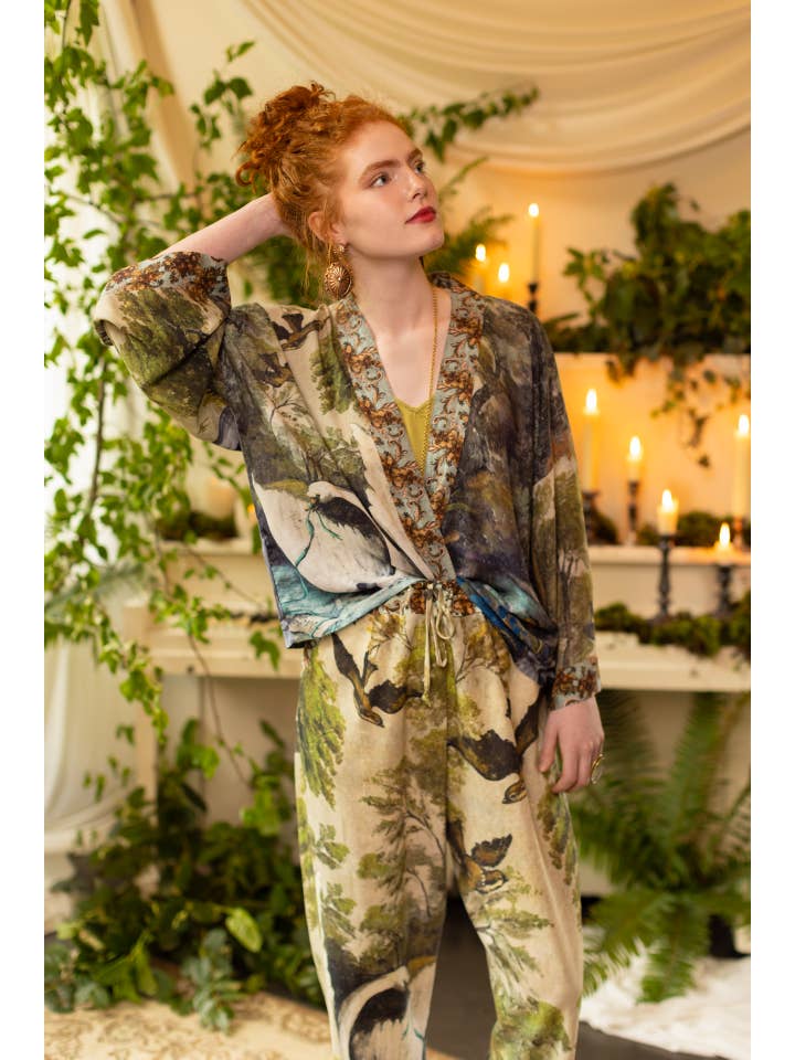 Market of Stars (USA) - Wholesale Kimono - Women's - Theatre of Dreams Pixie Duster Cropped Kimono w/ Swan15