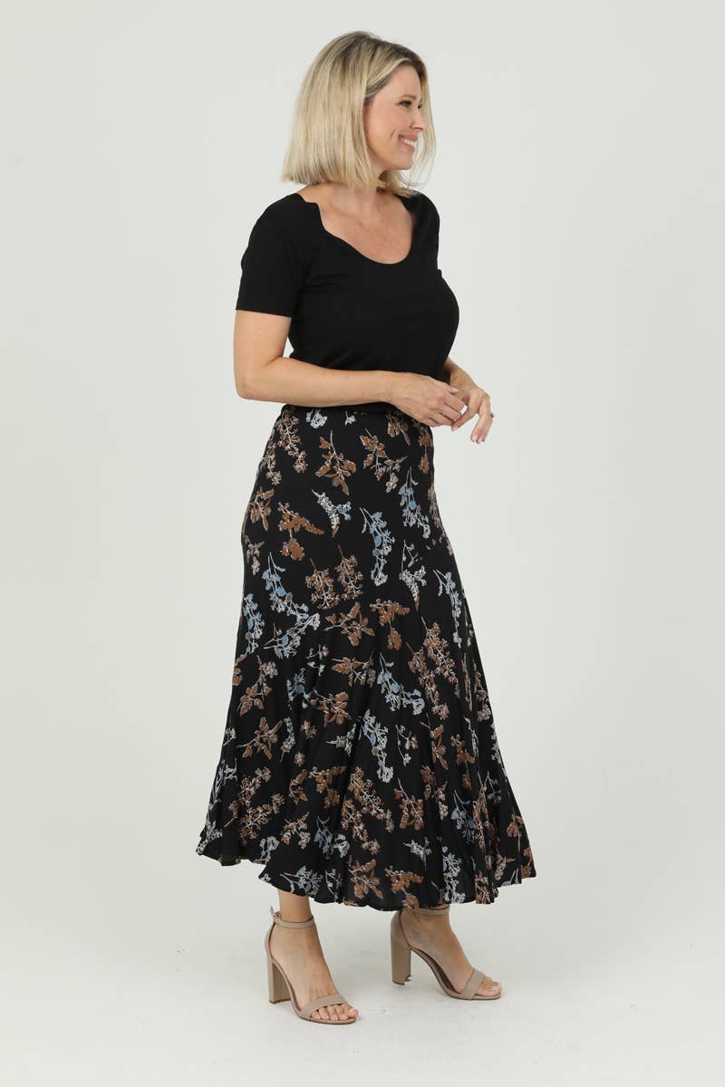 Nostalgia - Wholesale Rok - Dames - G6200-W635 ZWARTBLAUWE BLOEMENROK MET PRINT1