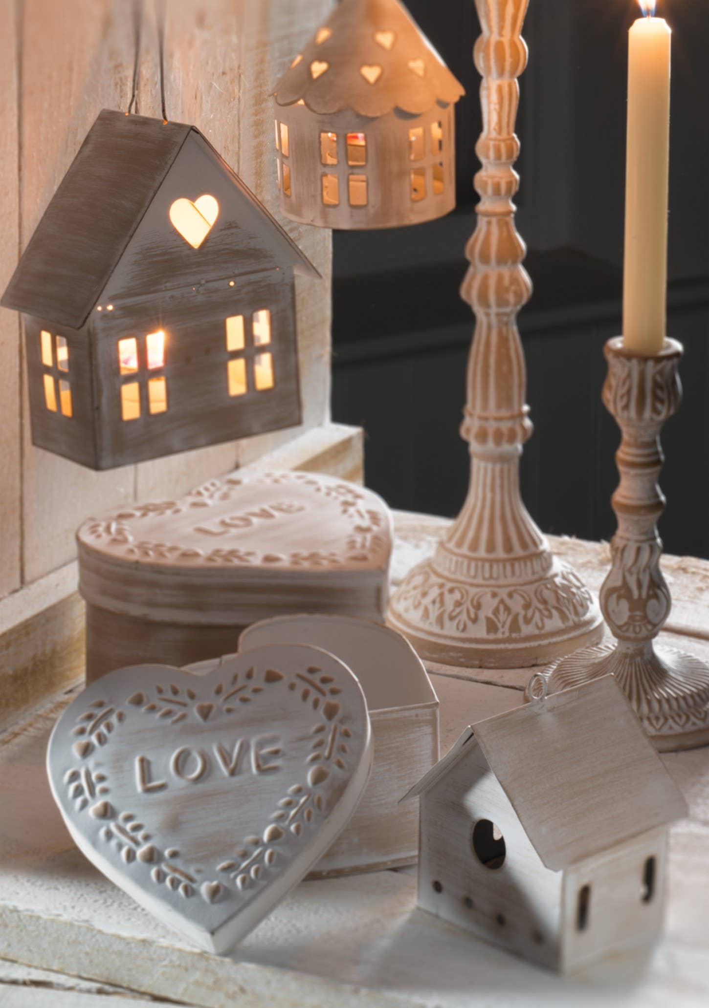 Namaste – wholesale Bird house – Hanging Bird House Decoration In Brown/White Finish1