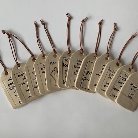 CSF Ceramics – Großhandel Verzierung – Keramik-Zitatanhänger: Machen Sie aus sich selbst ein Licht3