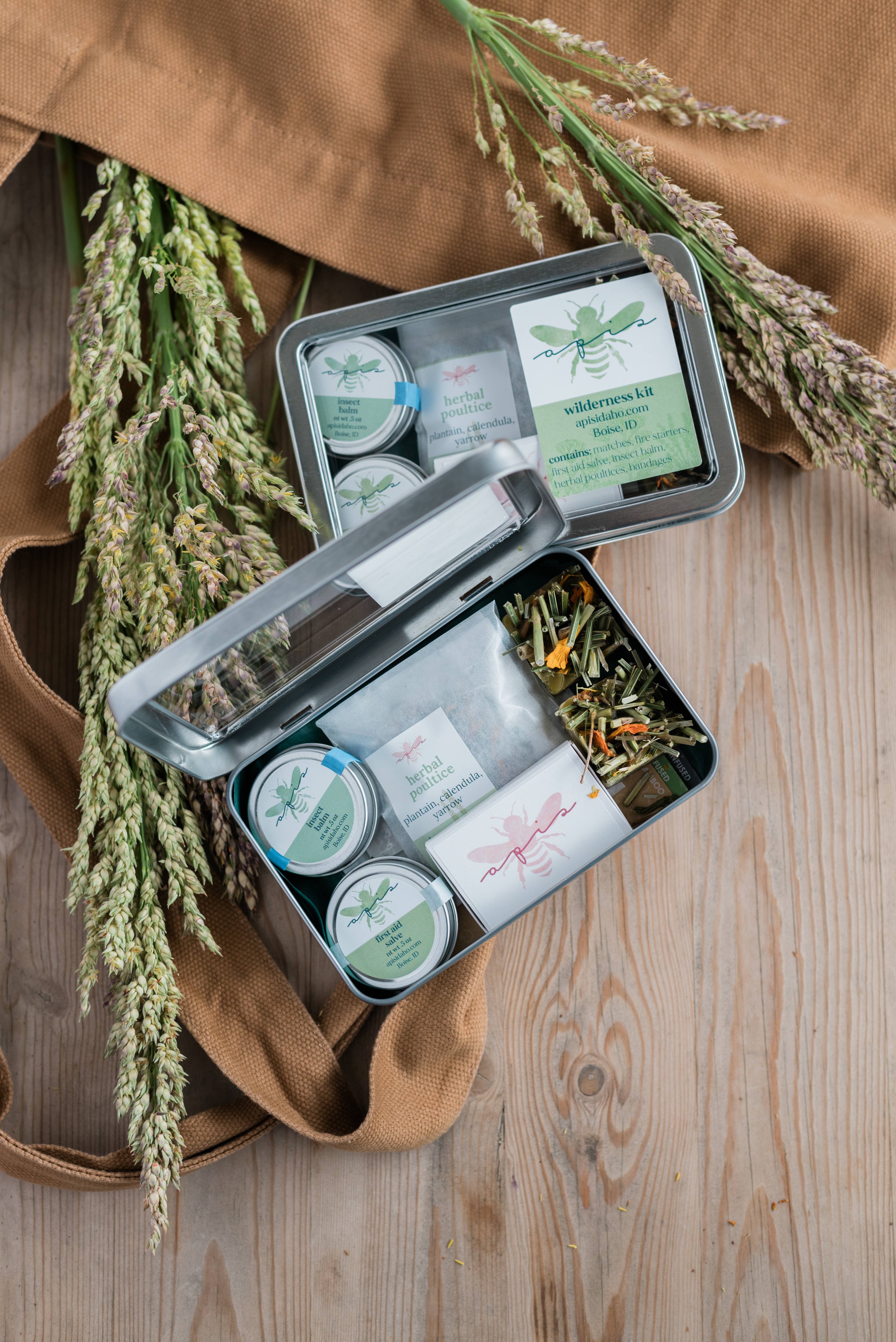 apis - Wholesale Gift Box - gift box, wilderness kit1