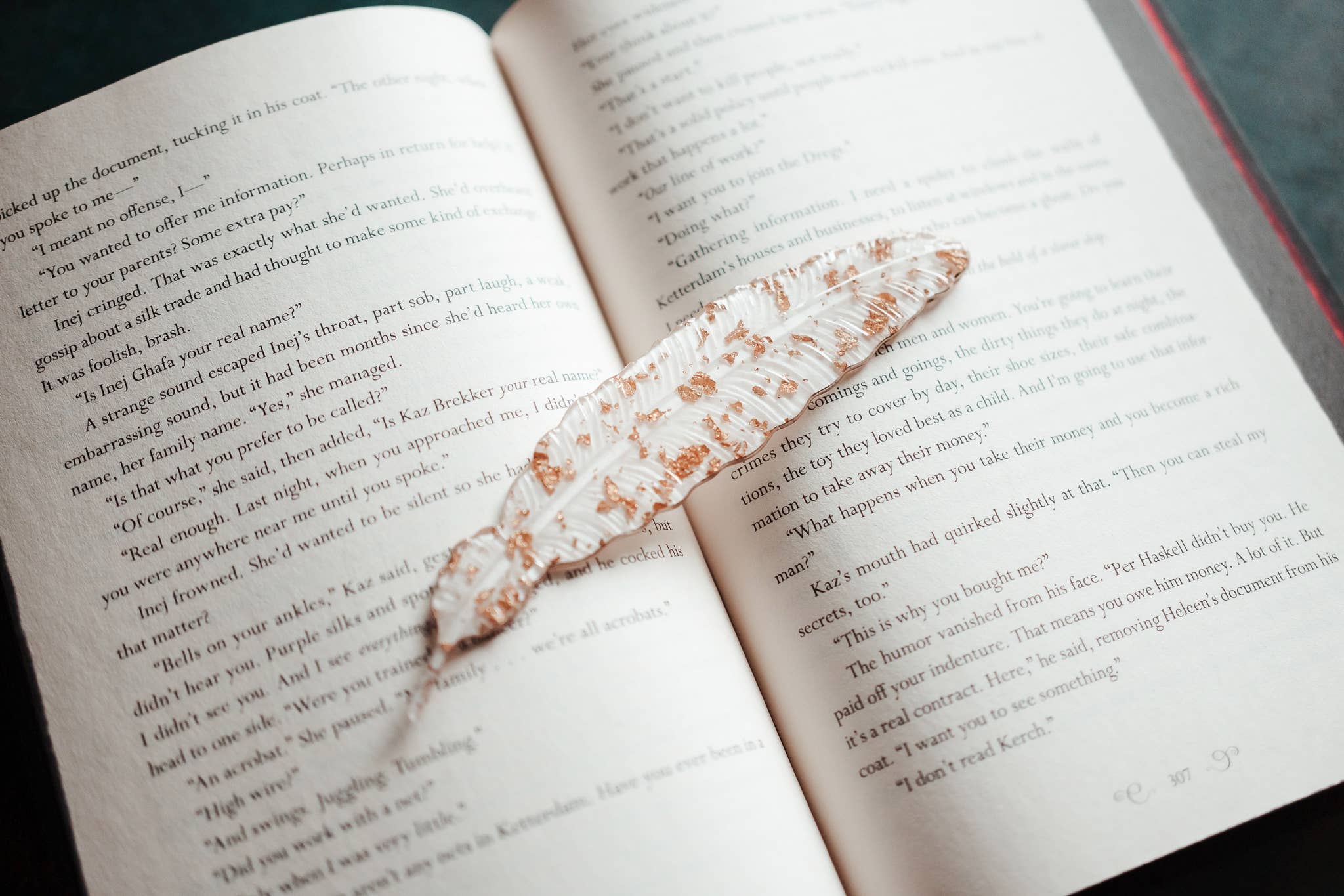 Dège Creative - Vente Marque-page - Marque-page plume en résine4