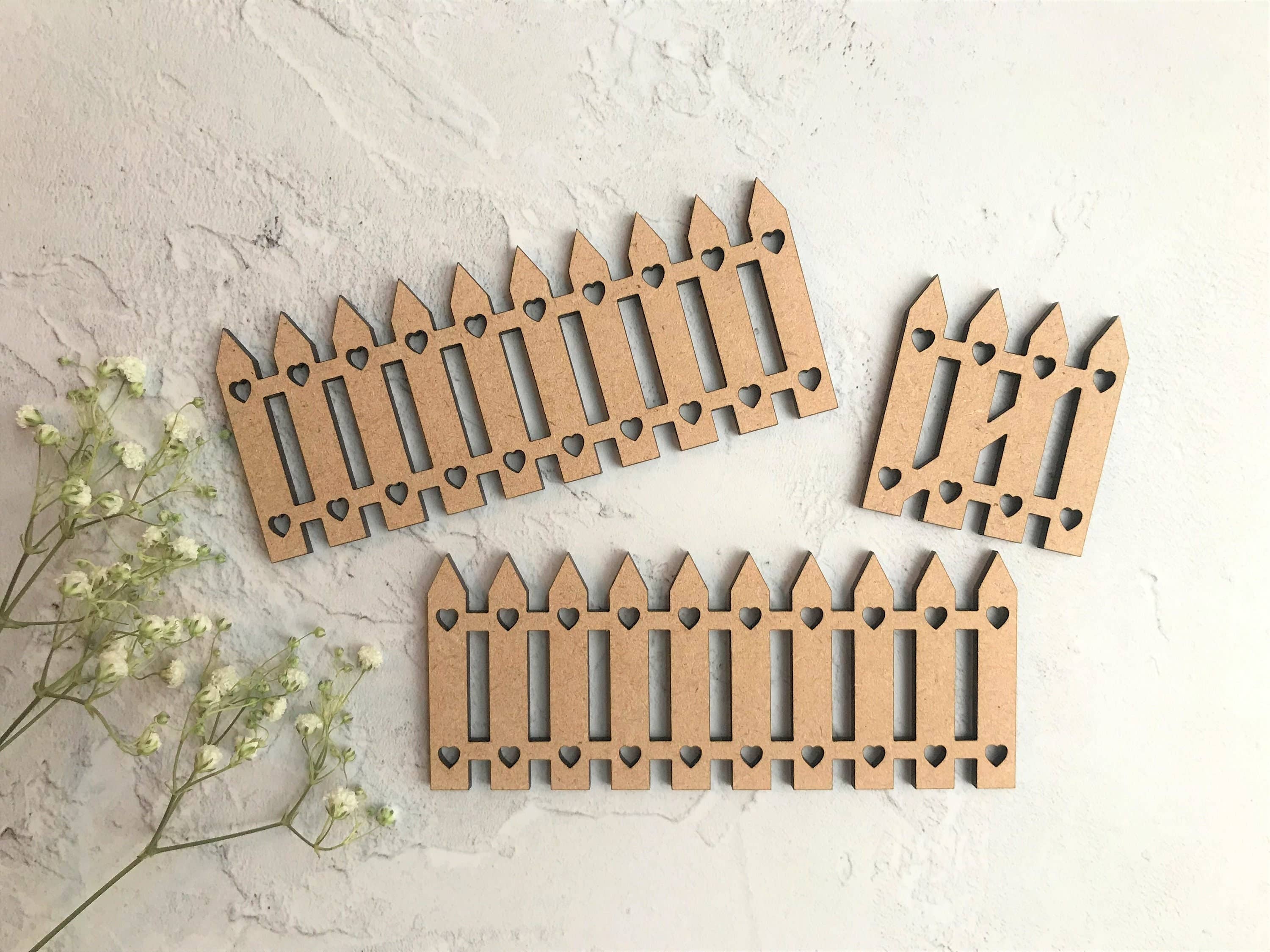Deco Rach Design – wholesale Outdoor ornament/decor – Fairy Garden Fence Miniature Wooden Picket Fence Panel Doll0