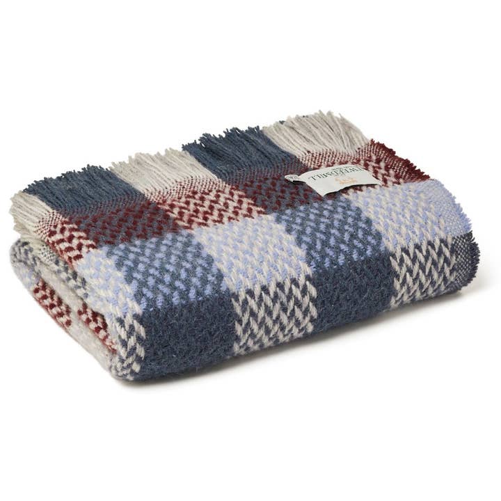 Tweedmill Textiles - Wholesale Throw blanket - Recycled Wool Celtic Weave Blanket - assorted colours 1