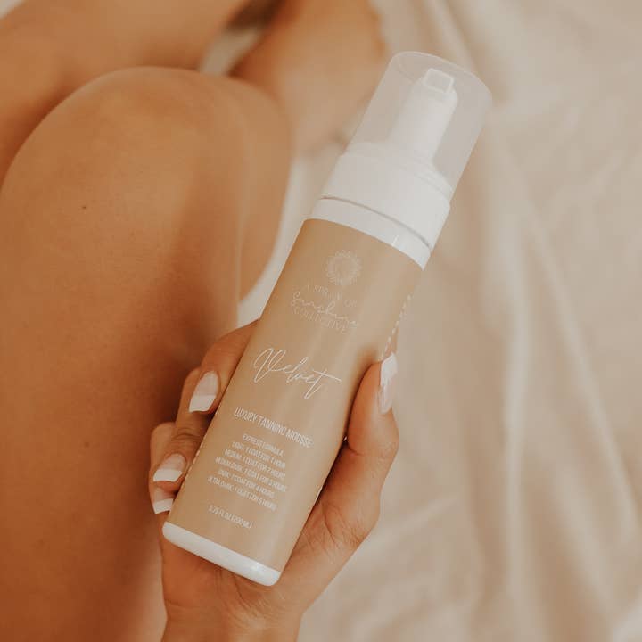 A Spray of Sunshine – Großhandel Selbstbräuner – Velvet Bräunungsmousse0