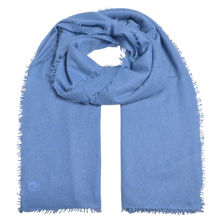 Kasjmier sjaal Feli-cs in Blauwe Hortensia voor wholesale door cute stuff GmbH