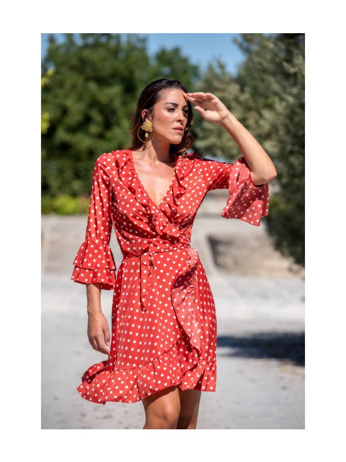 1215 REFERENZ: 001215 KORALLENROTES KLEID MIT KREUZMOTIV BEI SONNENUNTERGANG UND MOND für den Großhandel auf Faire